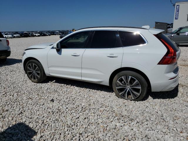 YV4L12DK8N1025289 - 2022 VOLVO XC60 B5 MOMENTUM WHITE photo 2