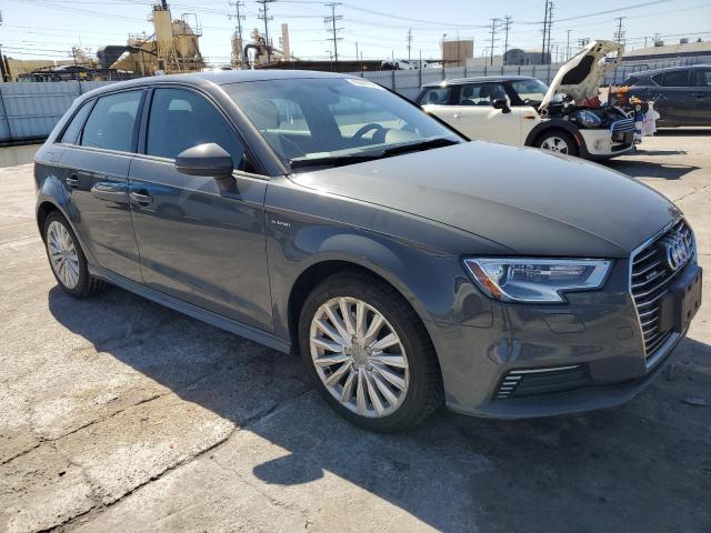 WAUUPBFF6HA138889 - 2017 AUDI A3 E-TRON PREMIUM GRAY photo 4