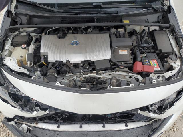 JTDKARFP6H3057909 - 2017 TOYOTA PRIUS PRIM WHITE photo 12