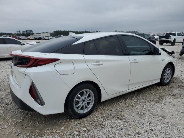 JTDKARFP6H3057909 - 2017 TOYOTA PRIUS PRIM WHITE photo 3