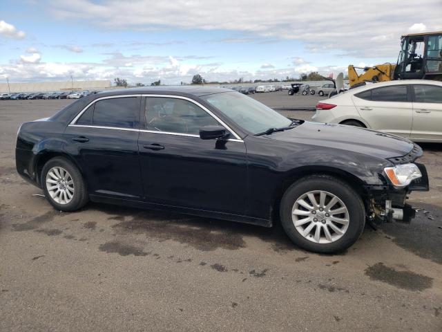 2C3CCAAG2DH573476 - 2013 CHRYSLER 300 BLACK photo 4