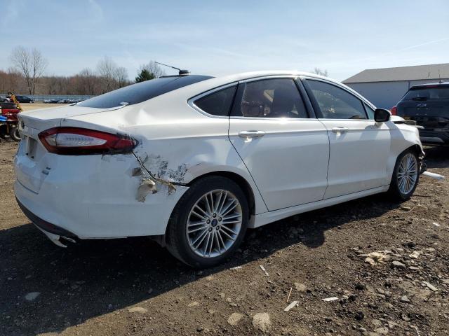 3FA6P0H98GR348895 - 2016 FORD FUSION SE WHITE photo 3