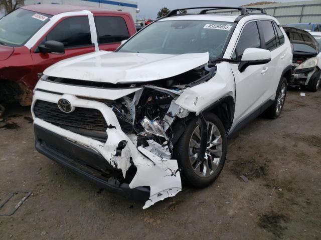 2T3A1RFVXKW080544 - 2019 TOYOTA RAV4 XLE PREMIUM WHITE photo 1