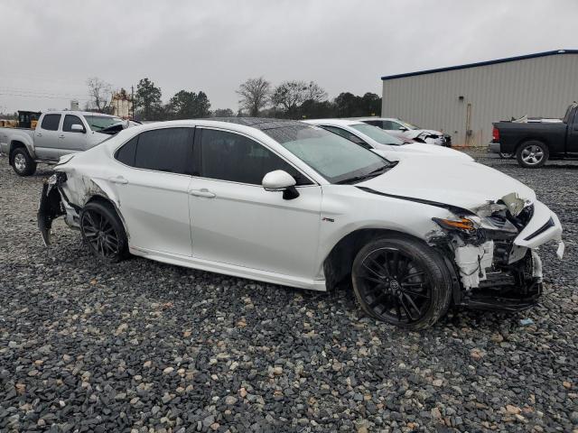 4T1K61AK4MU476453 - 2021 TOYOTA CAMRY XSE WHITE photo 4