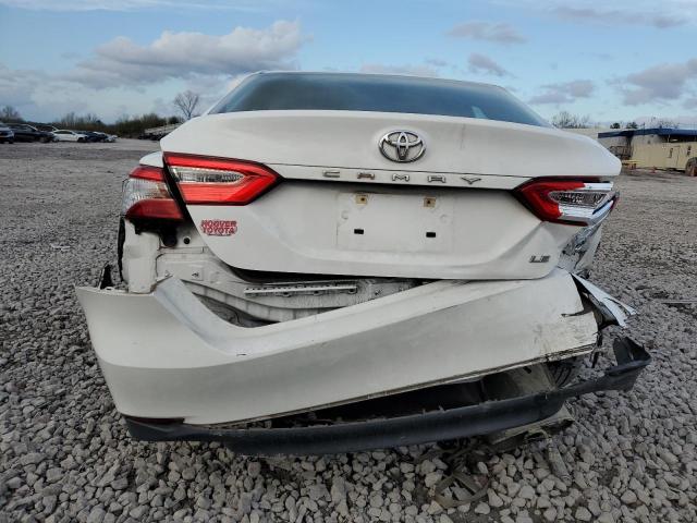 4T1B11HK7JU112463 - 2018 TOYOTA CAMRY L WHITE photo 6