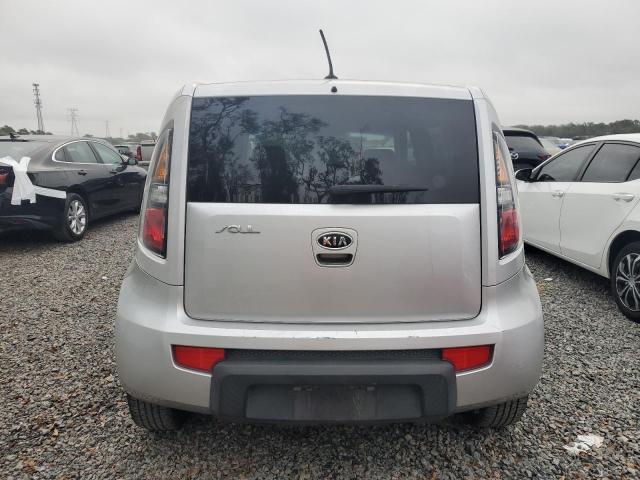 KNDJT2A24A7148443 - 2010 KIA SOUL + SILVER photo 6