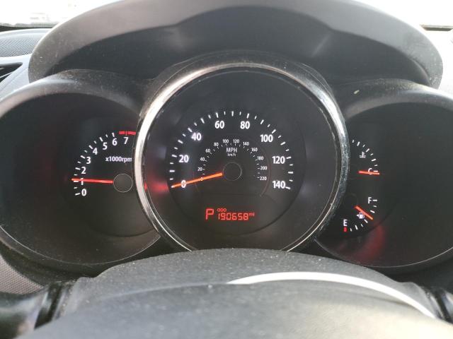 KNDJT2A24A7148443 - 2010 KIA SOUL + SILVER photo 9