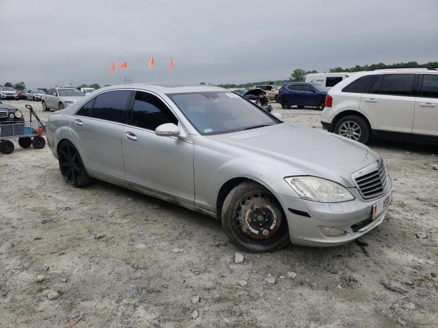 WDDNG71X27A085391 - 2007 MERCEDES-BENZ S 550 SILVER photo 4