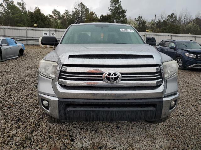 5TFRW5F15GX196926 - 2016 TOYOTA TUNDRA DOUBLE CAB SR/SR5 SILVER photo 5