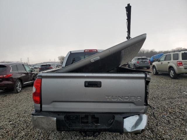 5TFRW5F15GX196926 - 2016 TOYOTA TUNDRA DOUBLE CAB SR/SR5 SILVER photo 6