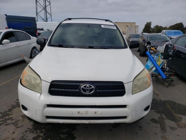 JTMZD33V975073918 - 2007 TOYOTA RAV4 WHITE photo 5