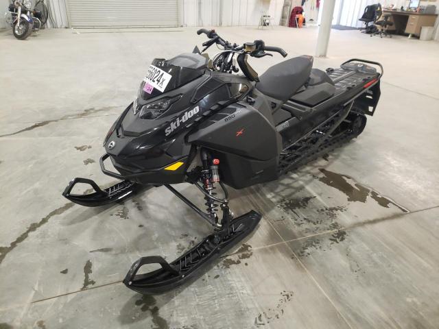 2BPSUYRUXRV000003 - 2024 SKI DOO RENEGADE BLACK photo 2