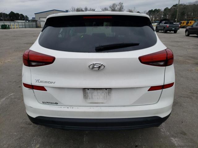 KM8J23A46KU881800 - 2019 HYUNDAI TUCSON SE WHITE photo 6