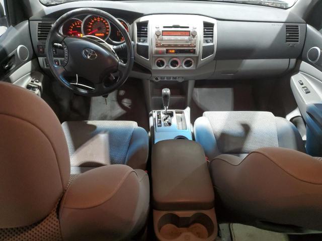 5TFJU4GN6BX002928 - 2011 TOYOTA TACOMA DOUBLE CAB PRERUNNER SILVER photo 8