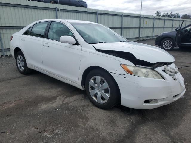 4T1BE46KX9U917314 - 2009 TOYOTA CAMRY BASE WHITE photo 4