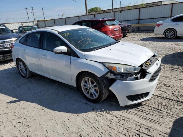 1FADP3F23FL280839 - 2015 FORD FOCUS SE WHITE photo 4