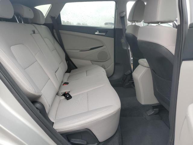 KM8J2CA41LU209760 - 2020 HYUNDAI TUCSON SE SILVER photo 10