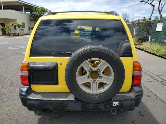 2CNBE134346910992 - 2004 CHEVROLET TRACKER YELLOW photo 6