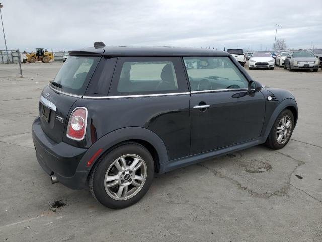 WMWSU3C58DT373102 - 2013 MINI COOPER BLACK photo 3