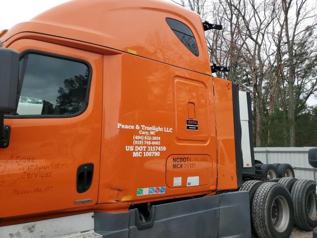 3AKJGLD52ESFK3114 - 2014 FREIGHTLINER CASCADIA 1 ORANGE photo 9