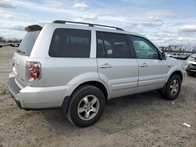 2HKYF18556H555819 - 2006 HONDA PILOT EX SILVER photo 3