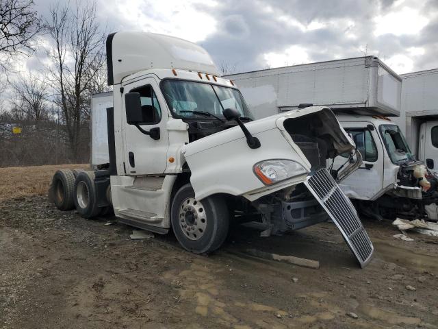 2014 FREIGHTLINER CASCADIA, 