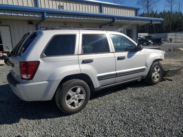 1J4GR48K45C661726 - 2005 JEEP GRAND CHER LAREDO SILVER photo 3