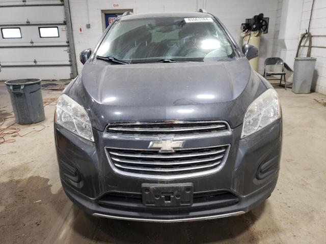 3GNCJPSBXGL132317 - 2016 CHEVROLET TRAX 1LT GRAY photo 5