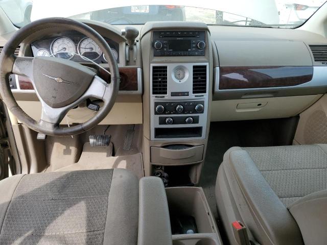 2A8HR54109R684018 - 2009 CHRYSLER TOWN & COU TOURING BEIGE photo 8