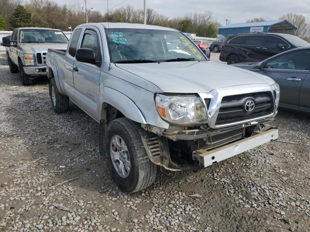 5TETU62NX8Z533790 - 2008 TOYOTA TACOMA PRERUNNER ACCESS CAB GRAY photo 4