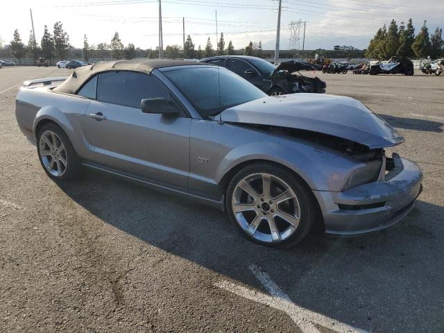 1ZVHT85H765196759 - 2006 FORD MUSTANG GT SILVER photo 4