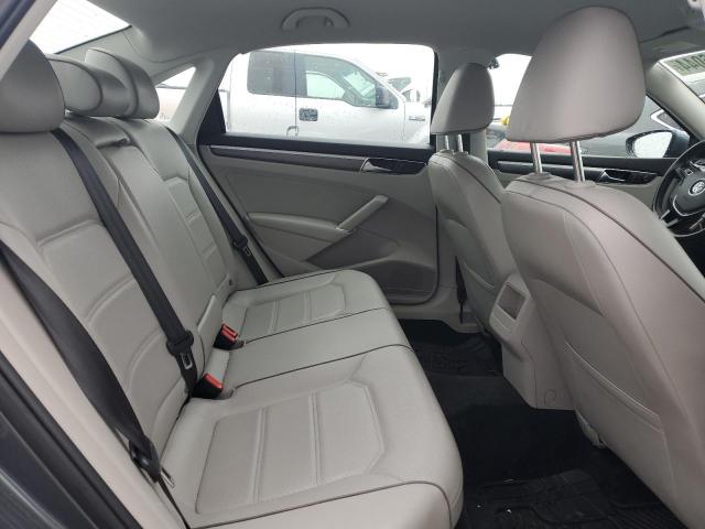 1VWDT7A32HC033924 - 2017 VOLKSWAGEN PASSAT R-LINE Boz foto 10