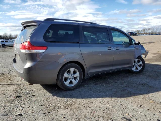 5TDKK3DC8CS177034 - 2012 TOYOTA SIENNA LE GRAY photo 3