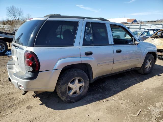 1GNDT13S762179699 - 2006 CHEVROLET TRAILBLAZE LS SILVER photo 3