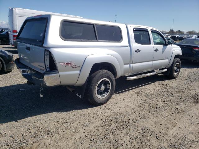 5TEMU52N05Z067068 - 2005 TOYOTA TACOMA DOUBLE CAB LONG BED SILVER photo 3