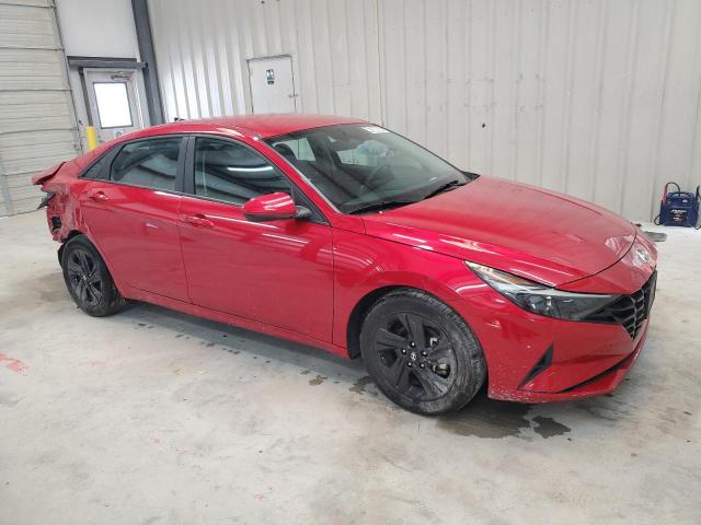 5NPLM4AG9PH102608 - 2023 HYUNDAI ELANTRA SEL RED photo 4