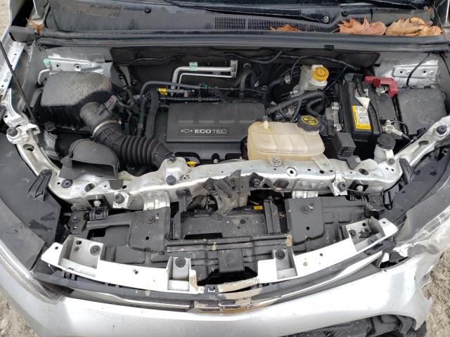 3GNCJKSB5LL120962 - 2020 CHEVROLET TRAX LS SILVER photo 11