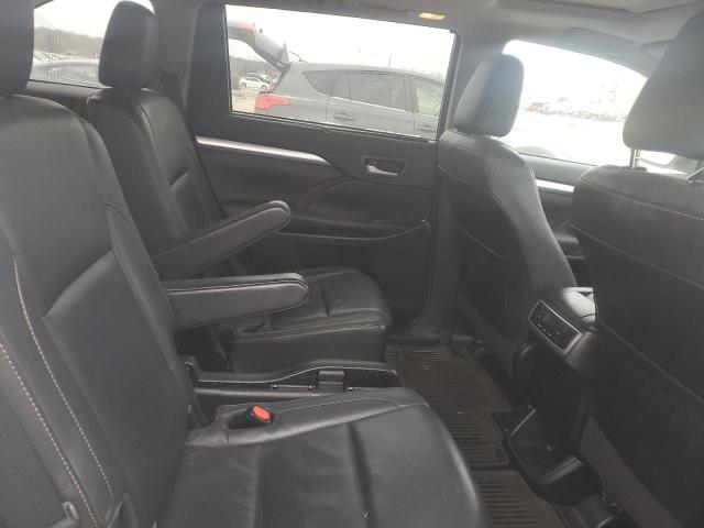 5TDJKRFH0GS327747 - 2016 TOYOTA HIGHLANDER XLE 白色 照片 11