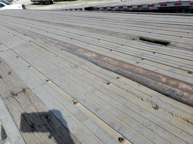 1UYFS24814A304603 - 2004 UTILITY VAN WHITE photo 10