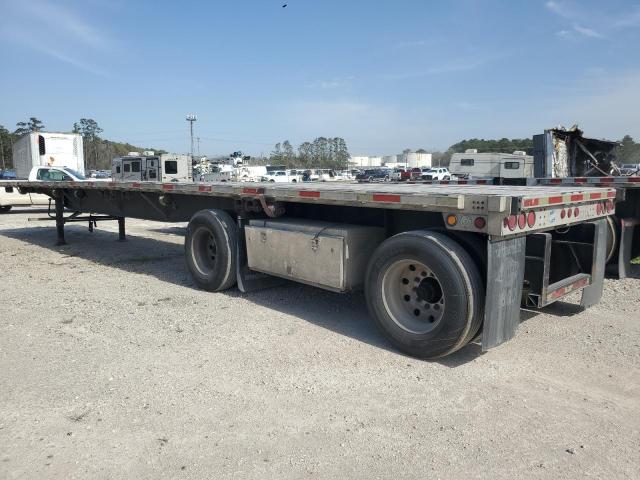 1UYFS24814A304603 - 2004 UTILITY VAN WHITE photo 3