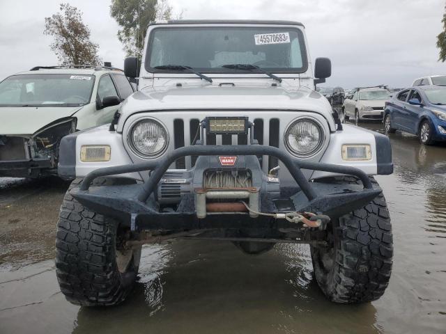 1J4FA69S86P749573 - 2006 JEEP WRANGLER / RUBICON SILVER photo 5