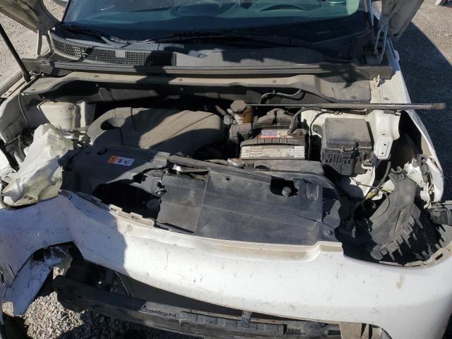 KNDJN2A27E7025123 - 2014 KIA SOUL WHITE photo 11