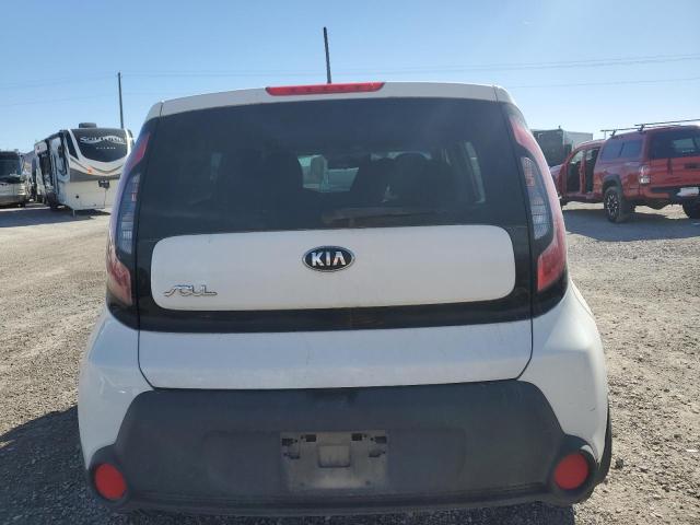 KNDJN2A27E7025123 - 2014 KIA SOUL WHITE photo 6