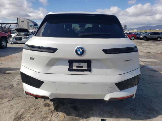 WB523CF07SCT32720 - 2025 BMW IX XDRIVE50 WHITE photo 6