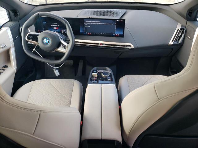 WB523CF07SCT32720 - 2025 BMW IX XDRIVE50 WHITE photo 8