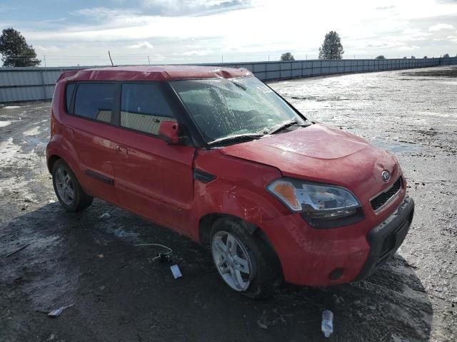 KNDJT2A22A7029368 - 2010 KIA SOUL + RED photo 4