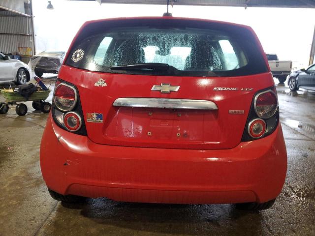 1G1JE6SB5F4112293 - 2015 CHEVROLET SONIC LTZ RED photo 6