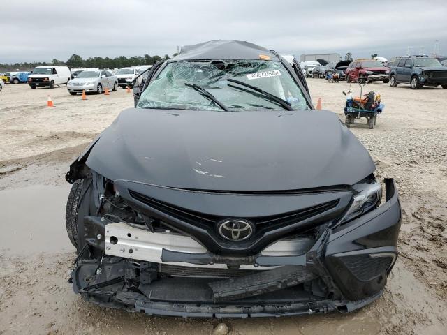 4T1G11AK7PU783933 - 2023 TOYOTA CAMRY SE NIGHT SHADE BLACK photo 5