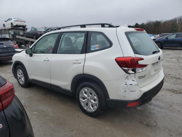 JF2SKACC6NH428213 - 2022 SUBARU FORESTER WHITE photo 2