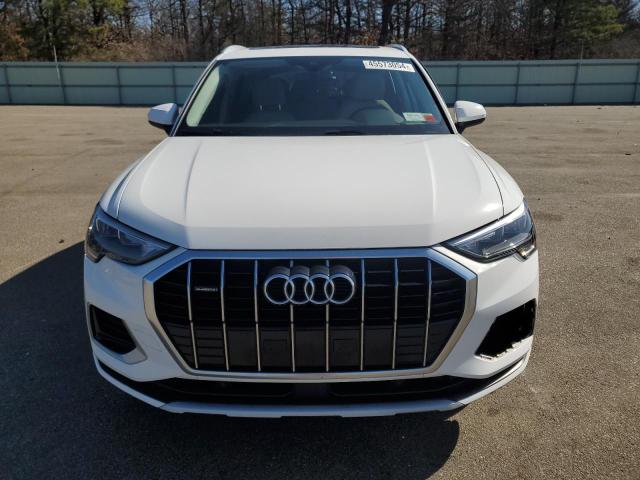 WA1AECF3XK1077393 - 2019 AUDI Q3 PREMIUM WHITE photo 5